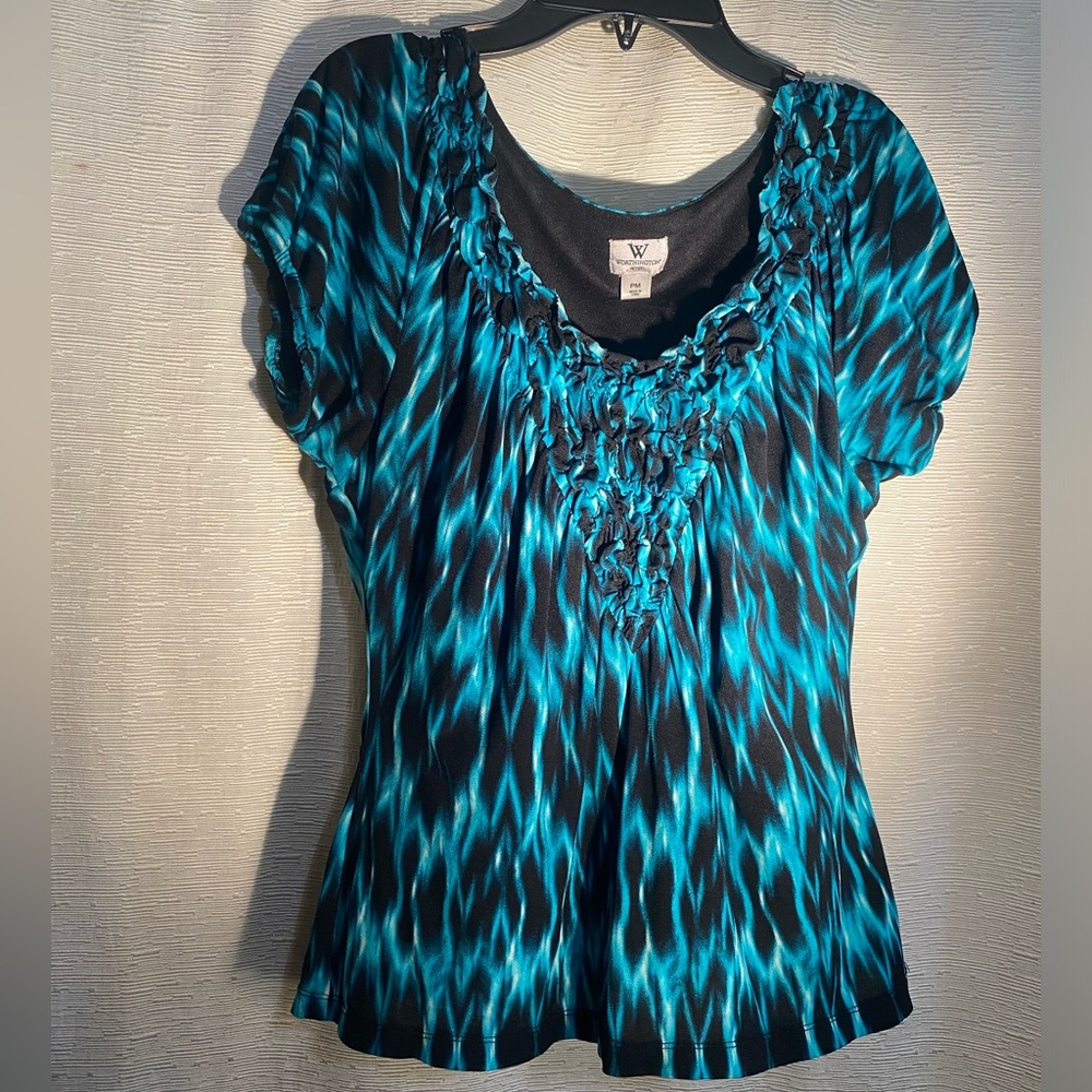 Worthington, size petite PM, black and turquoise top.